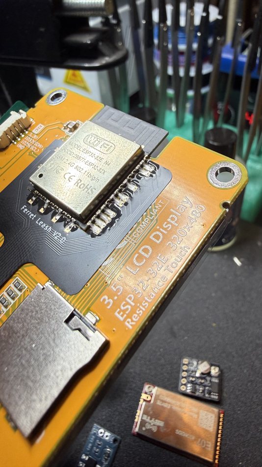 HaleHound board detail